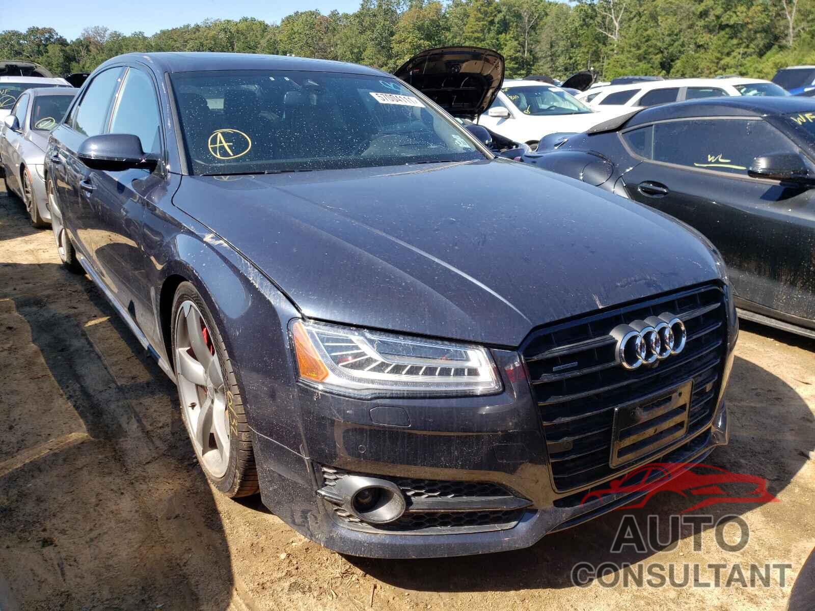 AUDI A8 2018 - WAU43AFD1JN000325