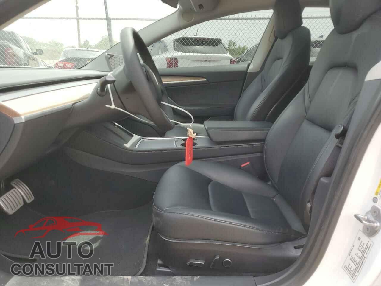 TESLA MODEL 3 2021 - 5YJ3E1EC5MF015740