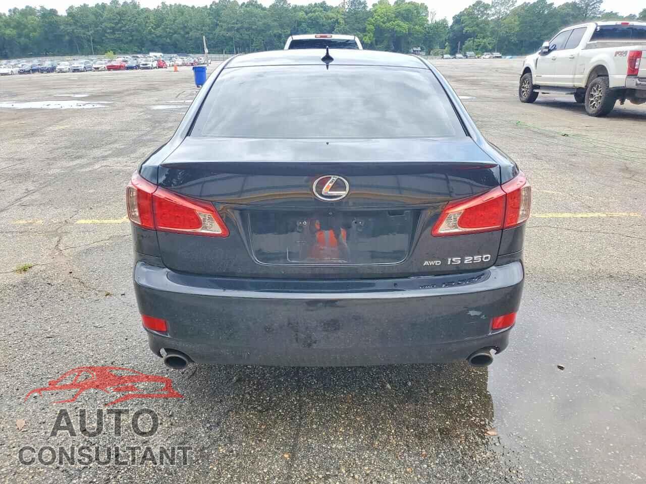 LEXUS IS 2011 - JTHCF5C25B5048197