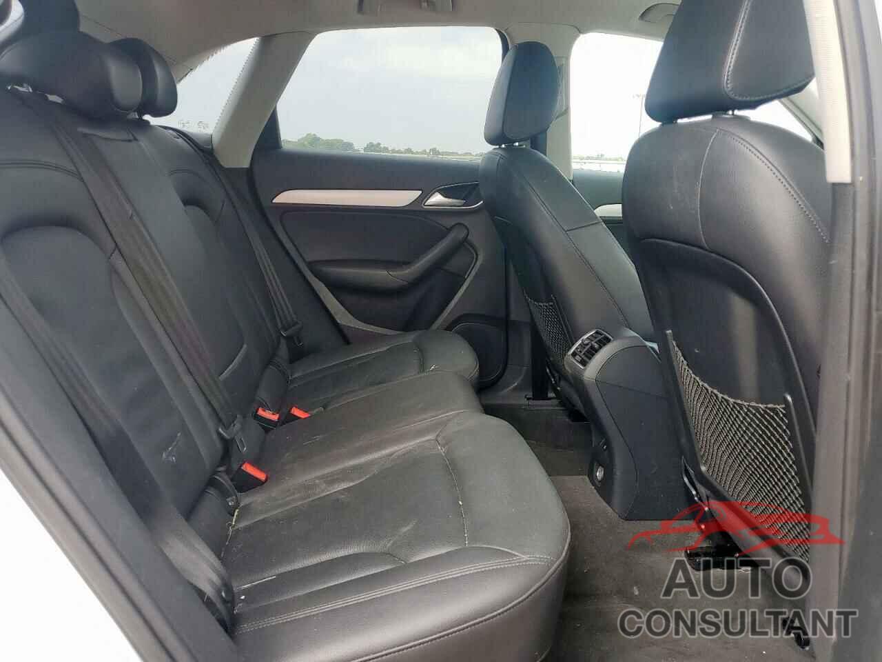 AUDI Q3 2017 - WA1BCCFS4HR014916