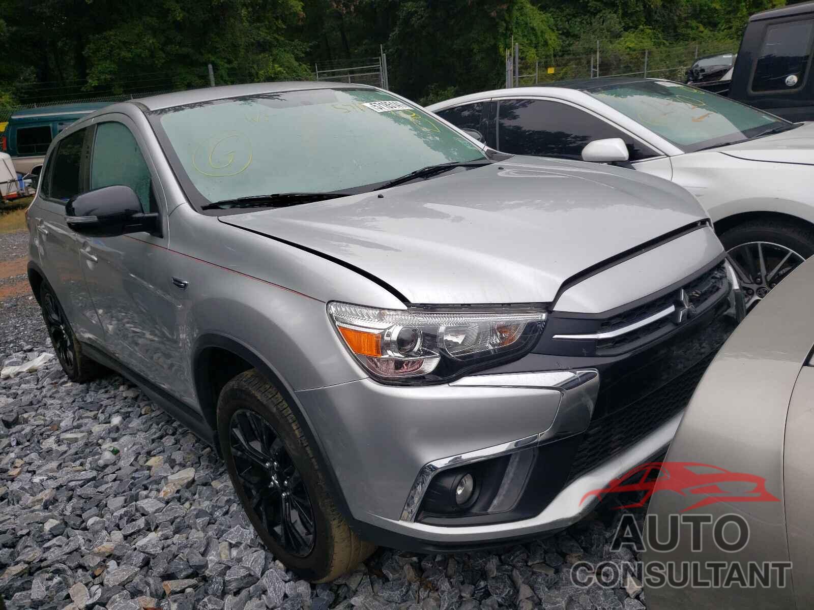 MITSUBISHI OUTLANDER 2018 - JA4AR3AUXJZ027078
