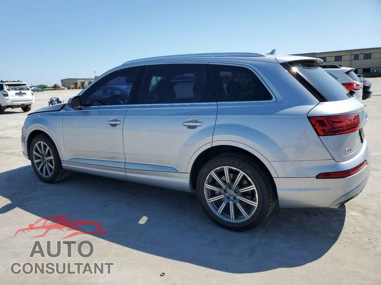 AUDI Q7 2018 - WA1VAAF71JD044400