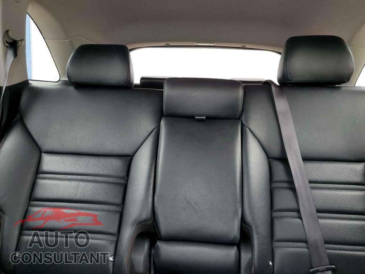 KIA SORENTO 2017 - 5XYPHDA5XHG324605