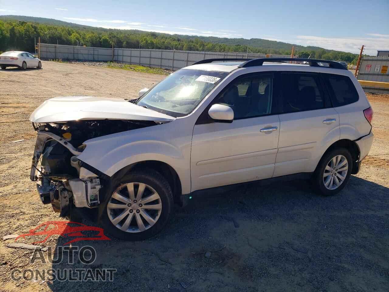 SUBARU FORESTER 2013 - JF2SHAEC8DH419216