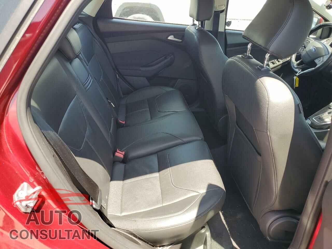 FORD FOCUS 2016 - 1FADP3N26GL202929