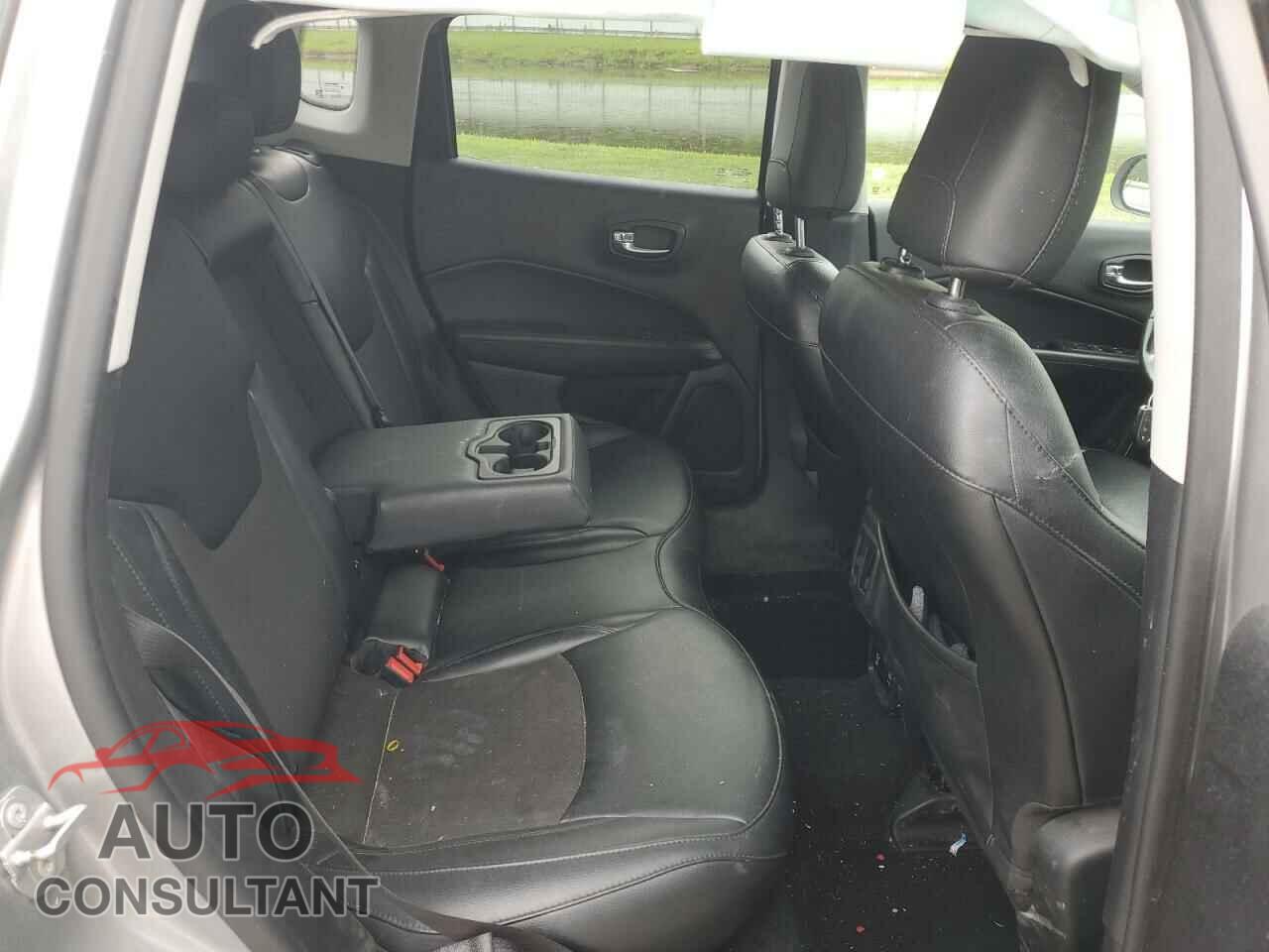 JEEP COMPASS 2019 - 3C4NJDBB6KT839861