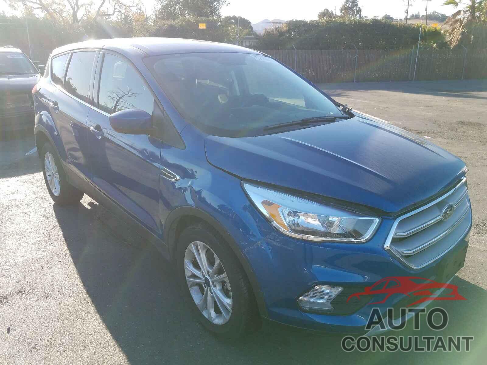 FORD ESCAPE 2019 - 1FMCU9GD8KUC05443