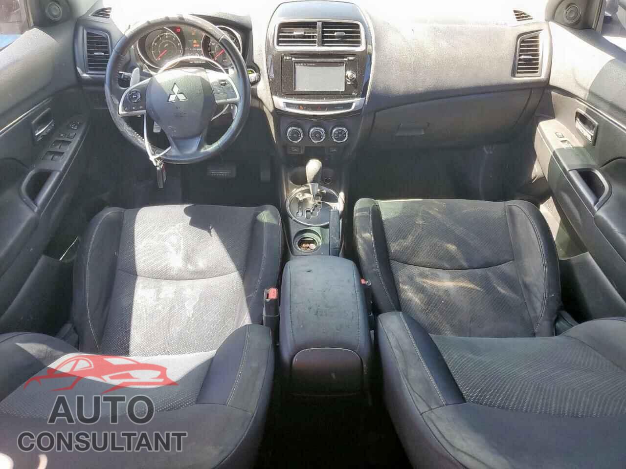 MITSUBISHI OUTLANDER 2015 - 4A4AP4AU5FE060899