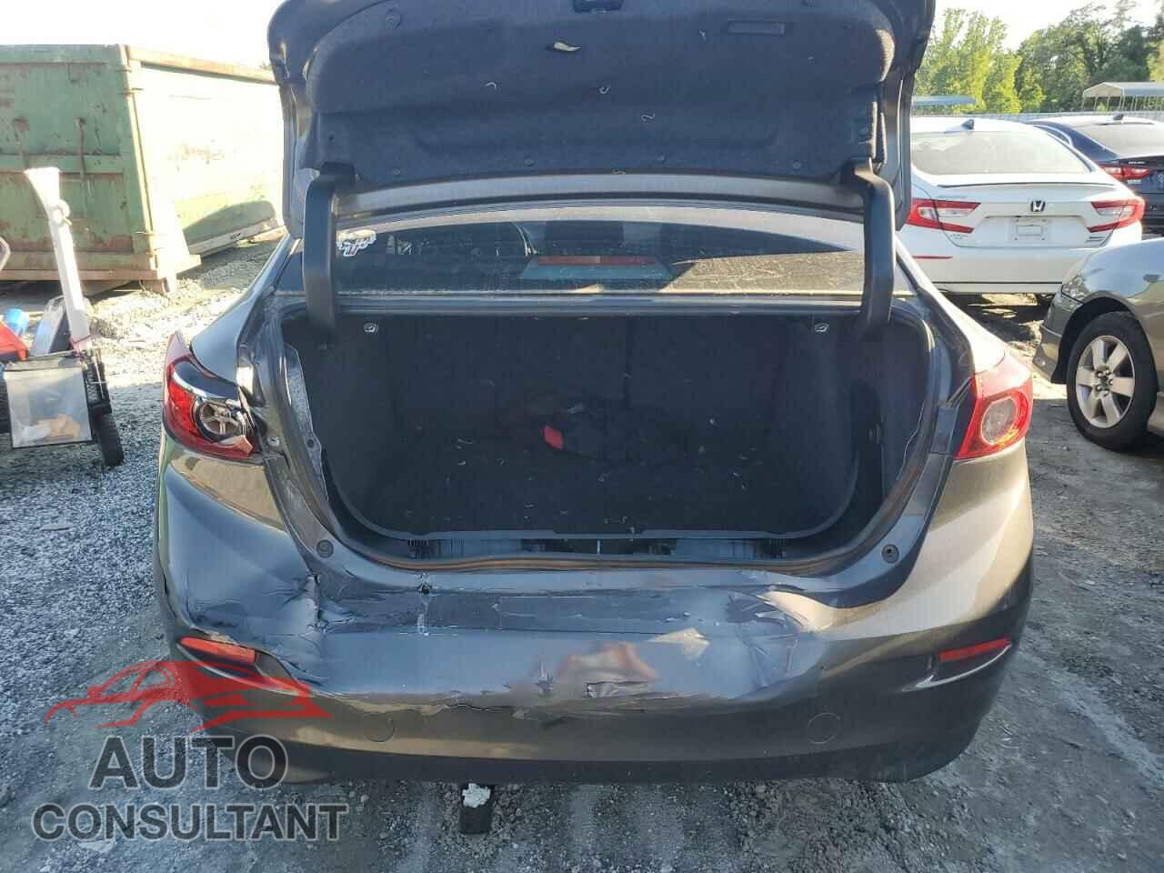 MAZDA 3 2017 - JM1BN1V79H1105907