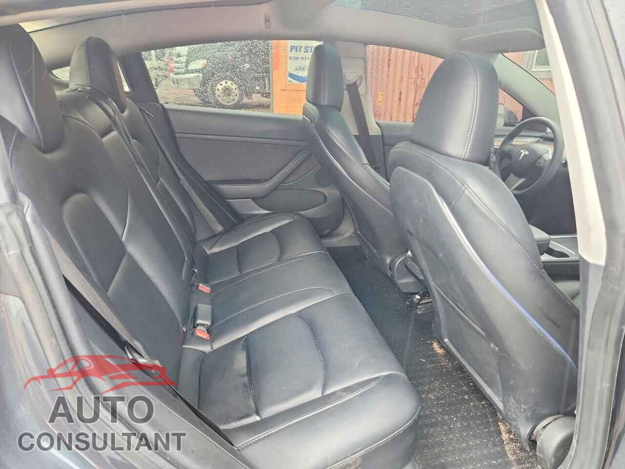 TESLA MODEL 3 2023 - 5YJ3E1EA1PF667581