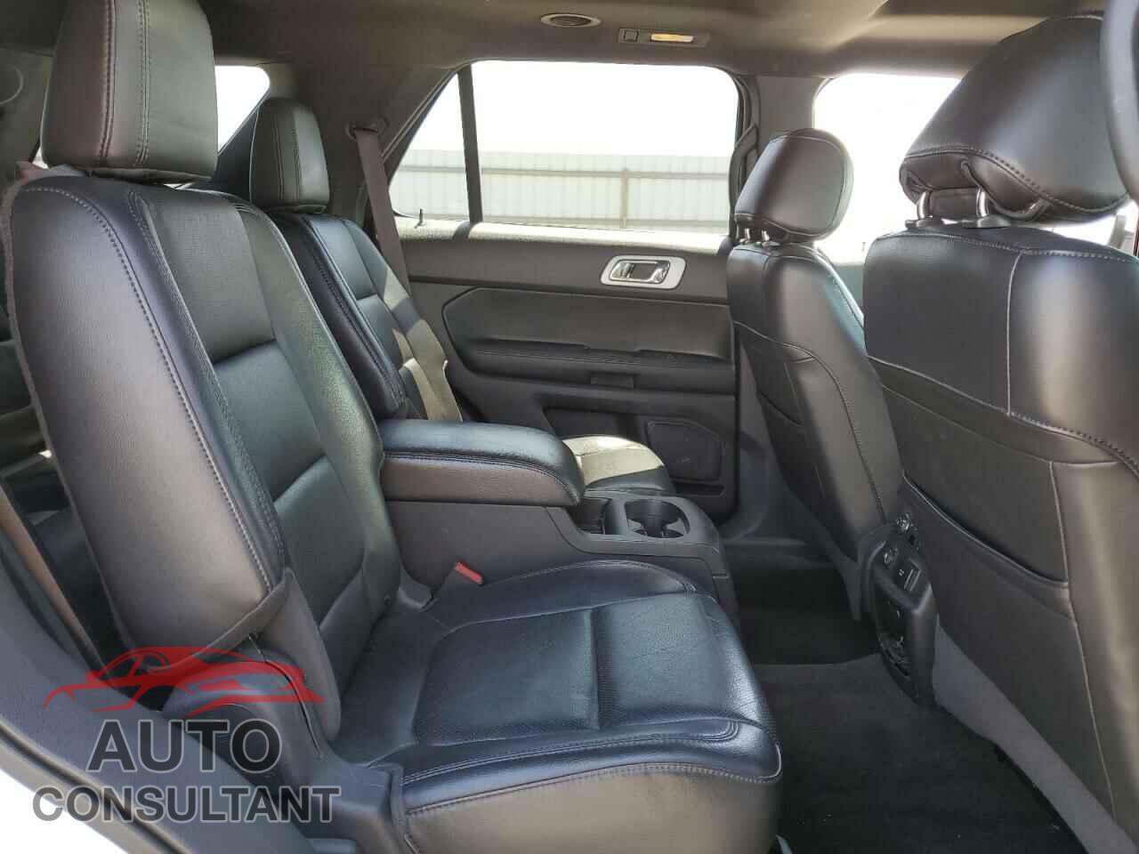 FORD EXPLORER 2011 - 1FMHK8F80BGA35636