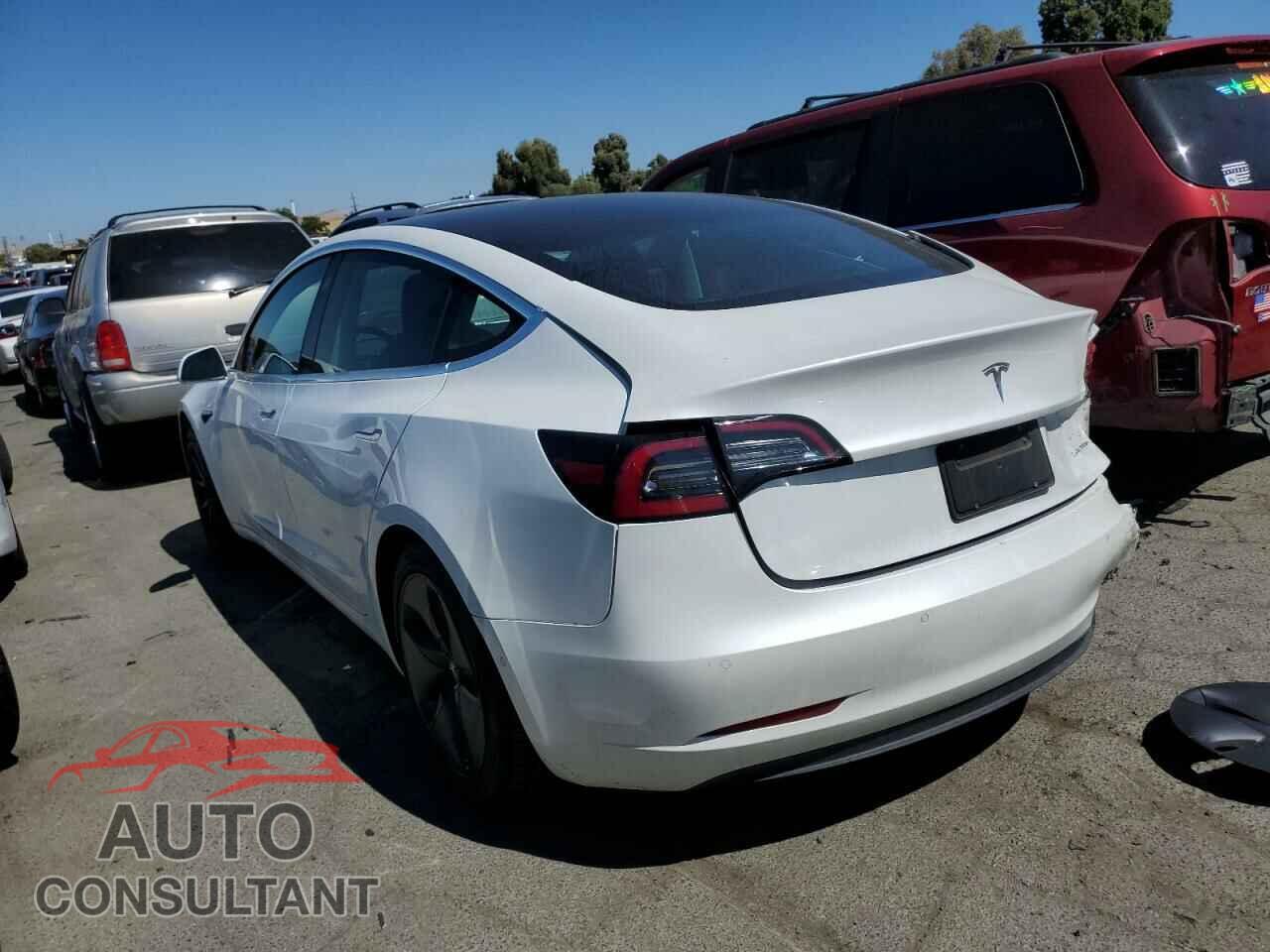 TESLA MODEL 3 2019 - 5YJ3E1EB2KF433483