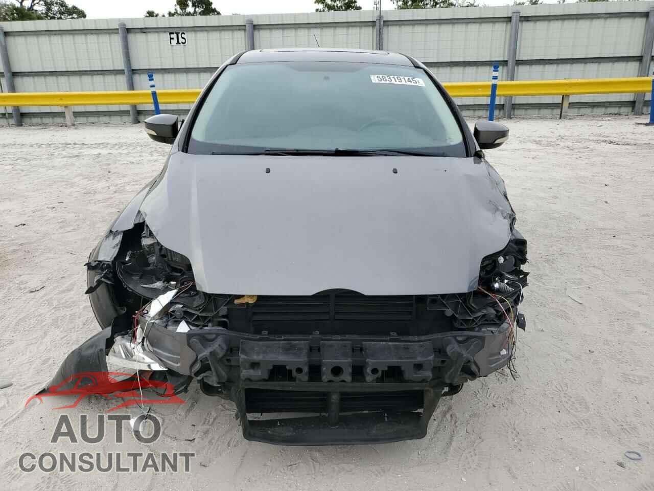 FORD FOCUS 2014 - 1FADP3F26EL332351