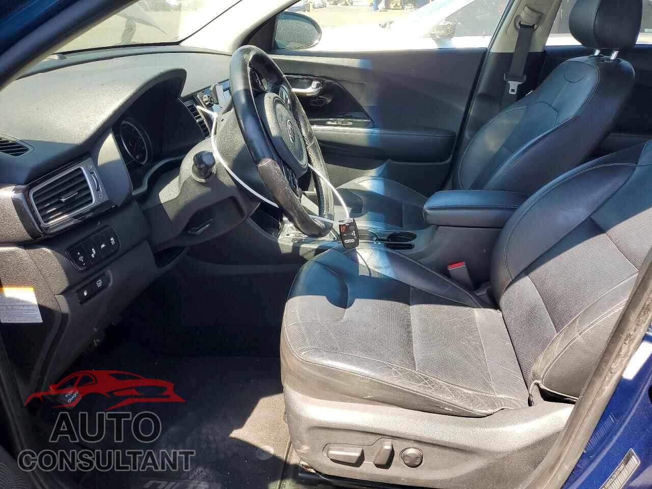 KIA NIRO 2017 - KNDCE3LC5H5075880