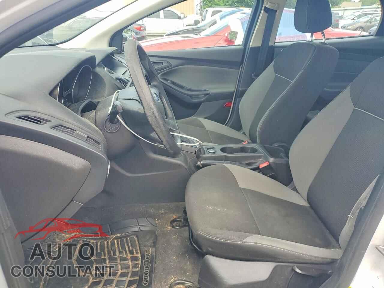FORD FOCUS 2014 - 1FADP3E20EL223062