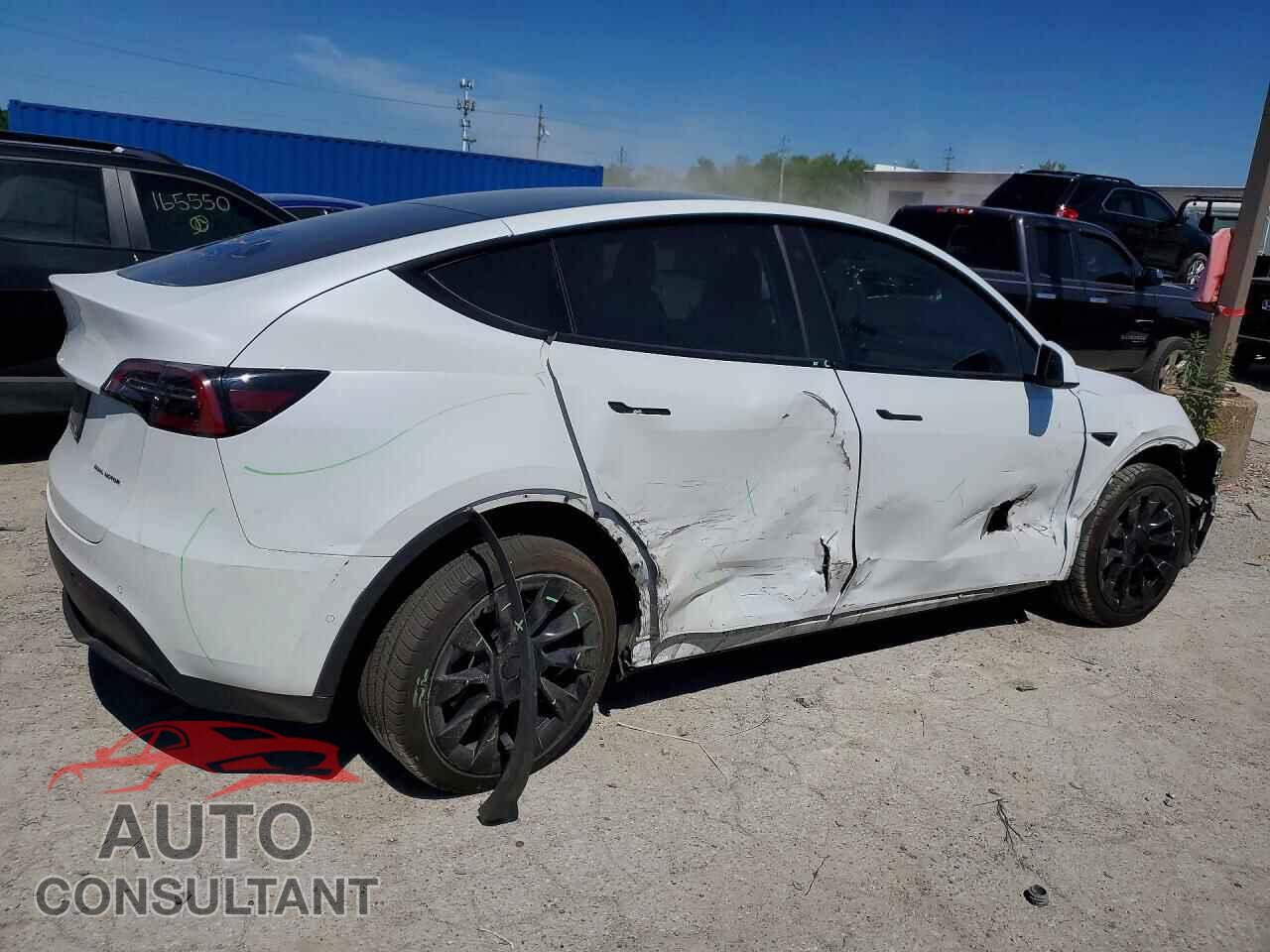 TESLA MODEL Y 2022 - 7SAYGDEE2NF413284