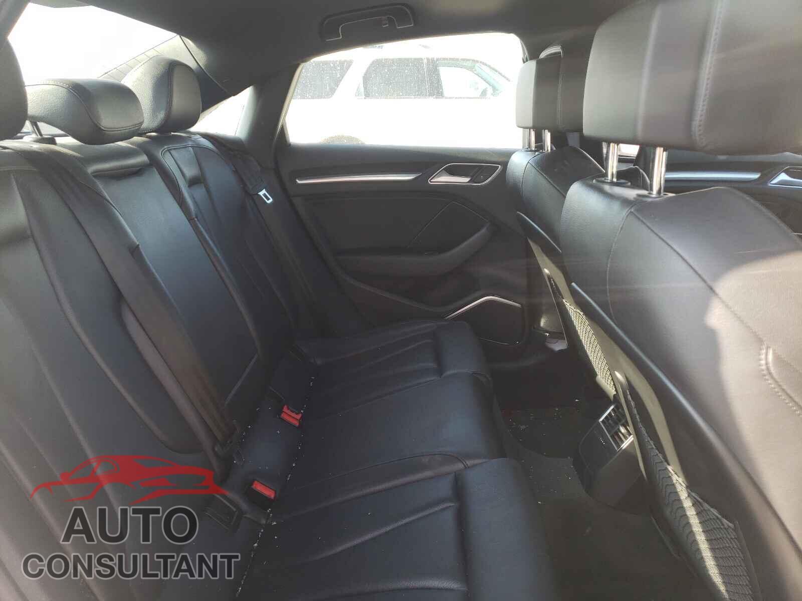 AUDI A3 2018 - WAUJ8GFF2J1033253