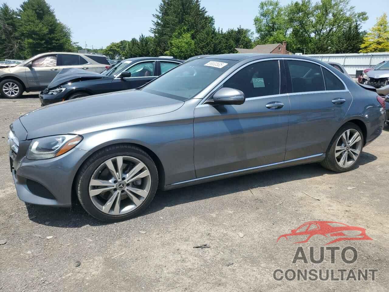MERCEDES-BENZ C-CLASS 2018 - 55SWF4JB7JU280517