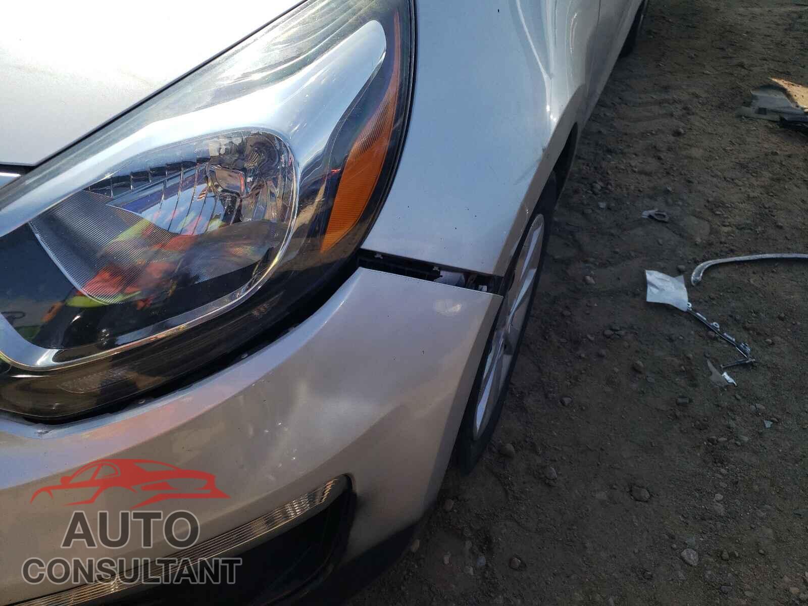 KIA RIO 2017 - KNADM4A36H6006588