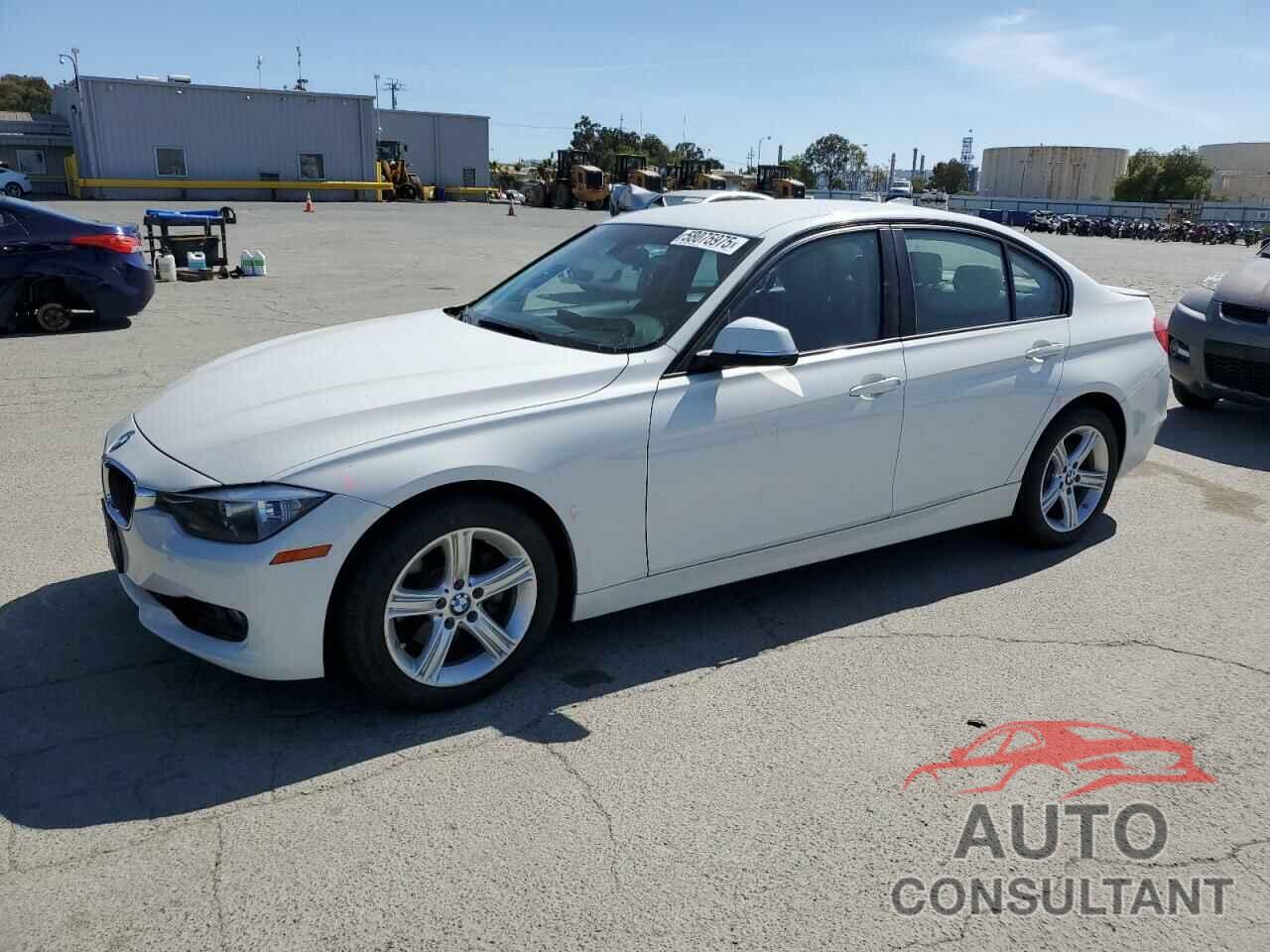 BMW 3 SERIES 2015 - WBA3C1C52FK119082