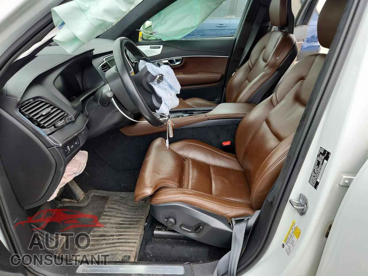 VOLVO XC90 2021 - YV4BR0CL1M1694876