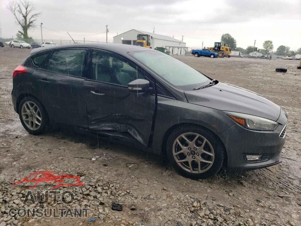 FORD FOCUS 2015 - 1FADP3K29FL305572