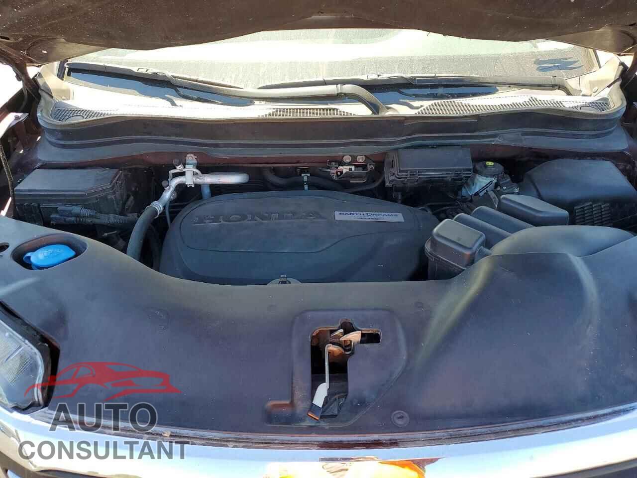 HONDA PILOT 2017 - 5FNYF5H73HB013368