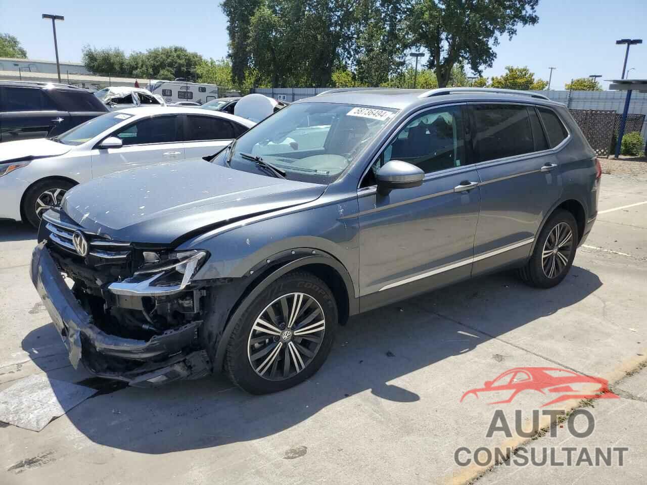 VOLKSWAGEN TIGUAN 2018 - 3VV2B7AX3JM209904