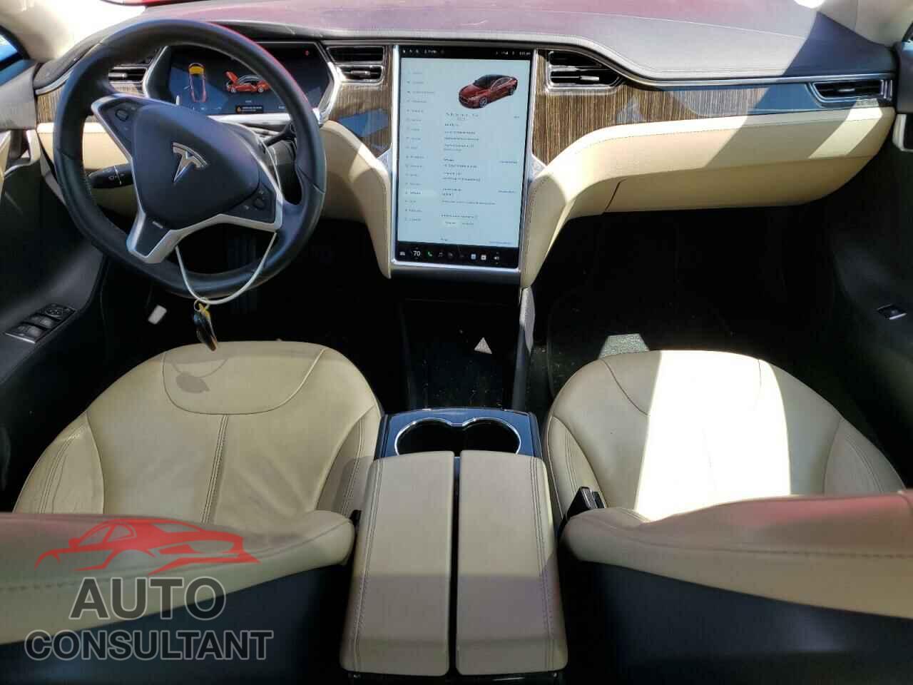 TESLA MODEL S 2013 - 5YJSA1DN0DFP08399