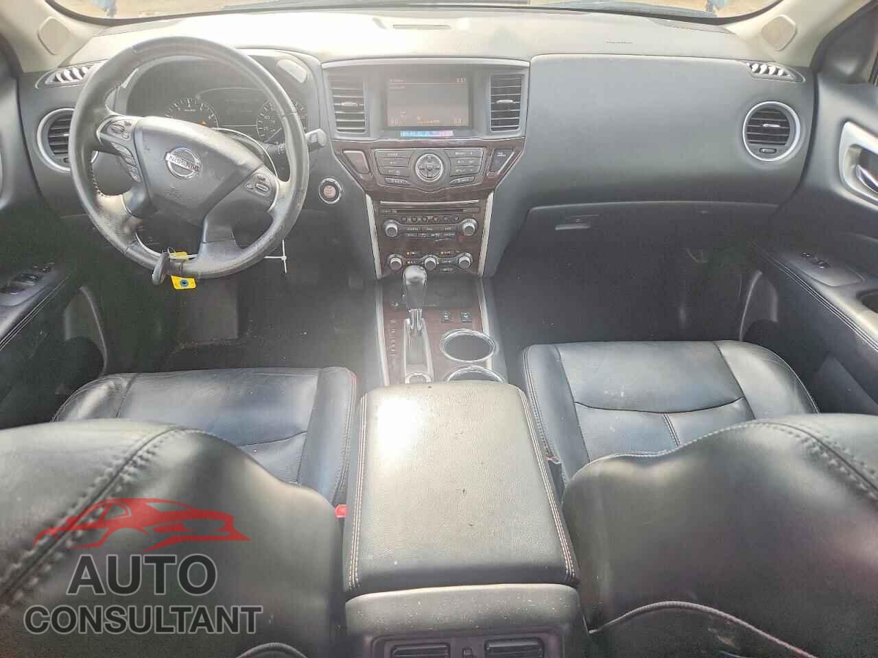 NISSAN PATHFINDER 2013 - 5N1AR2MM3DC686070