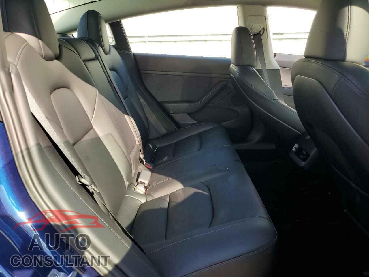 TESLA MODEL 3 2023 - 5YJ3E1EB5PF631031