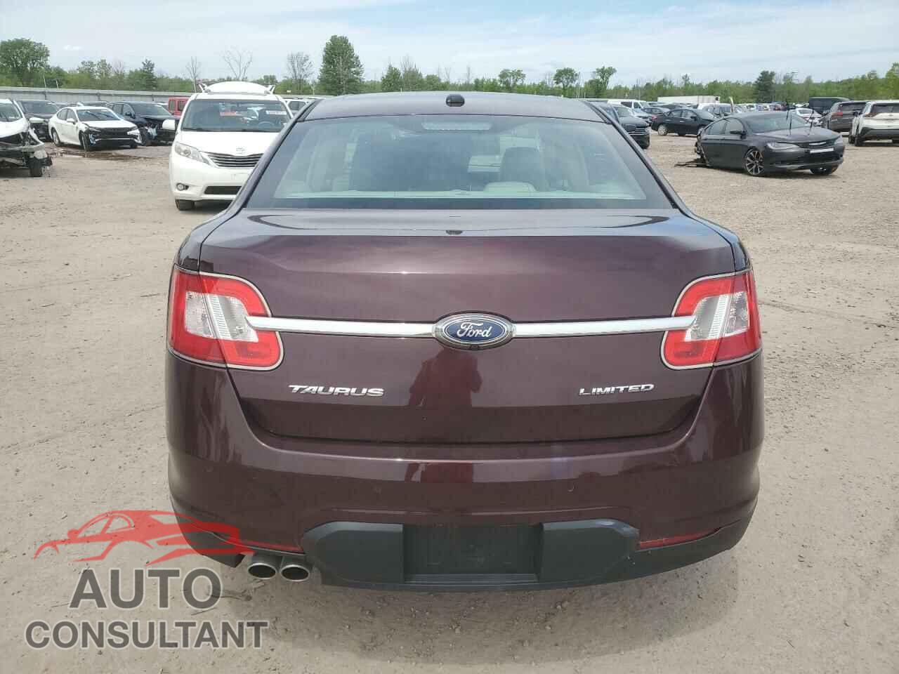 FORD TAURUS 2011 - 1FAHP2FW2BG173976