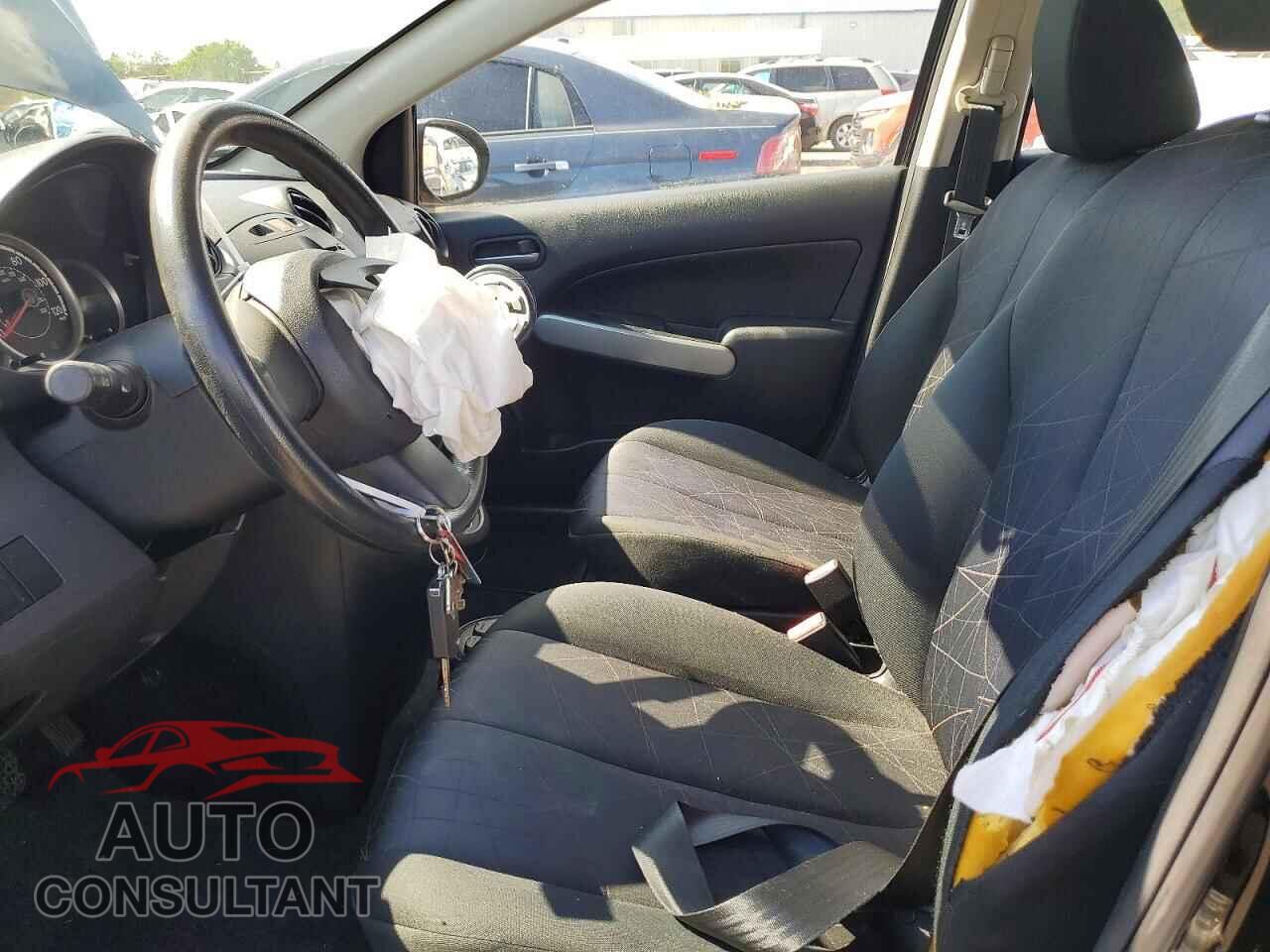 MAZDA 2 2013 - JM1DE1KY8D0170821