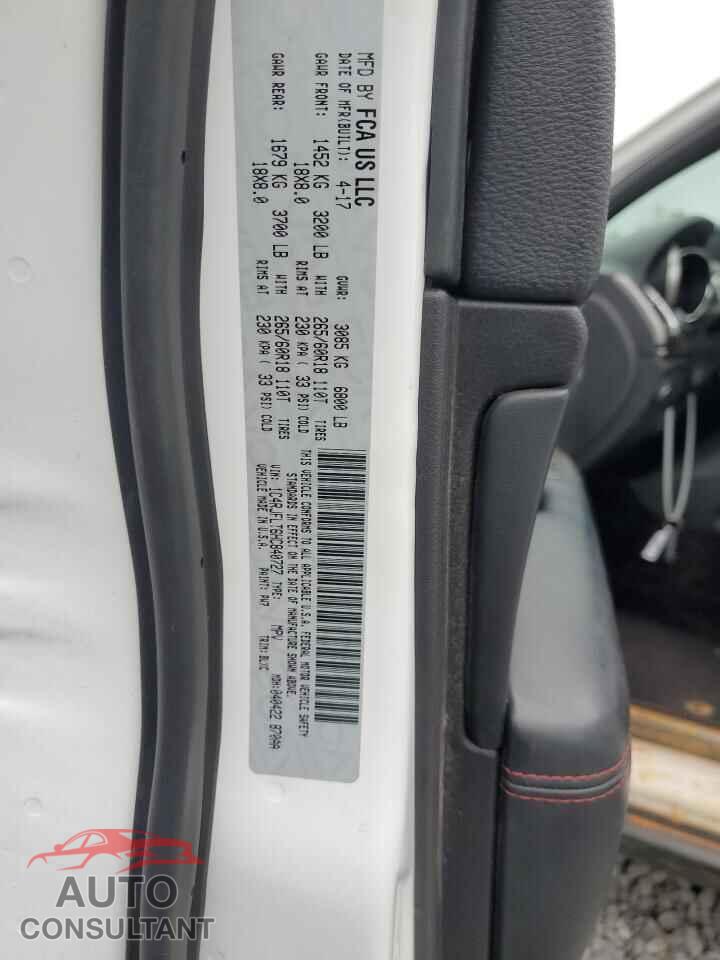 JEEP GRAND CHER 2017 - 1C4RJFLT6HC840727