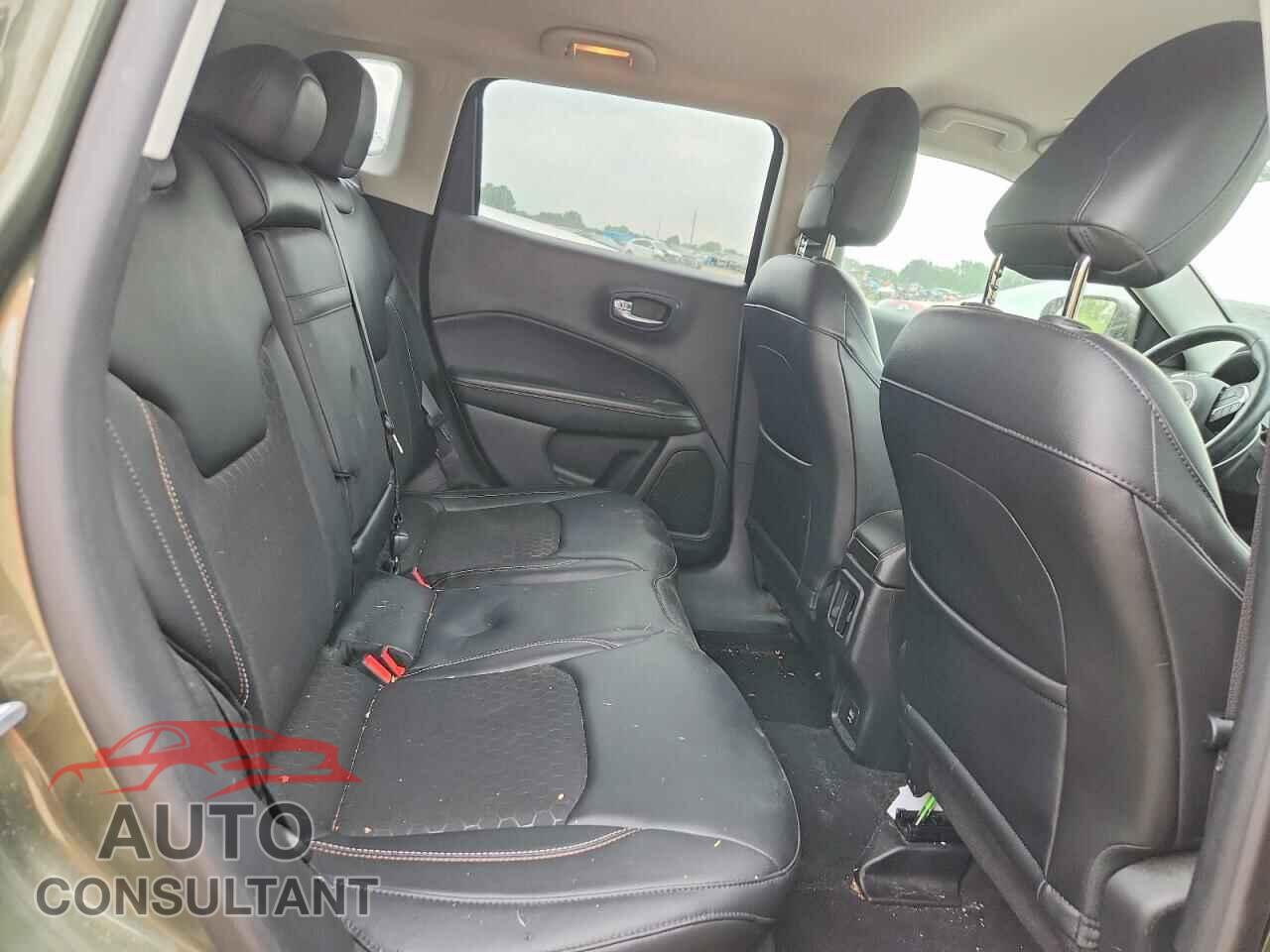 JEEP COMPASS 2017 - 3C4NJDBB4HT647041