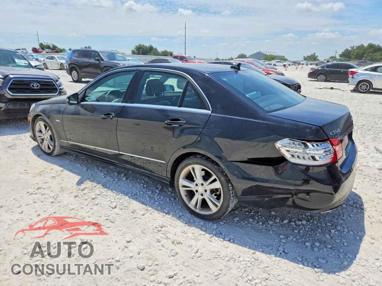 MERCEDES-BENZ E-CLASS 2012 - WDDHF5KB3CA567207