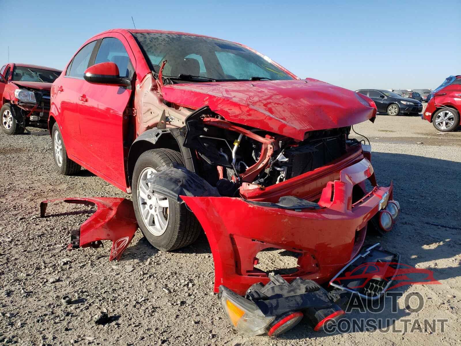 CHEVROLET SONIC 2016 - 1G1JC5SG7G4118352