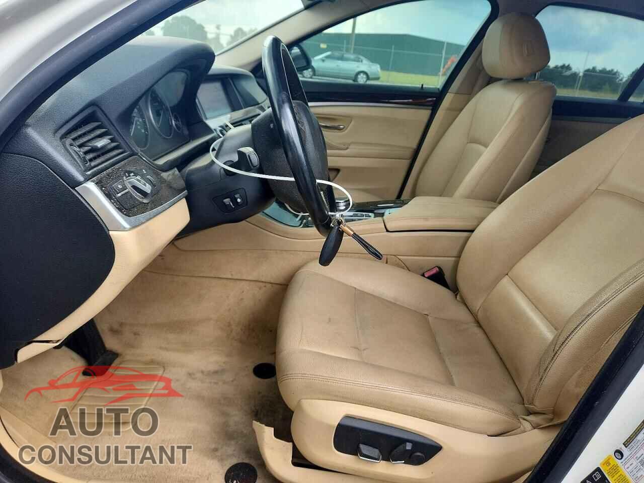 BMW 5 SERIES 2015 - WBA5A7C51FD628618