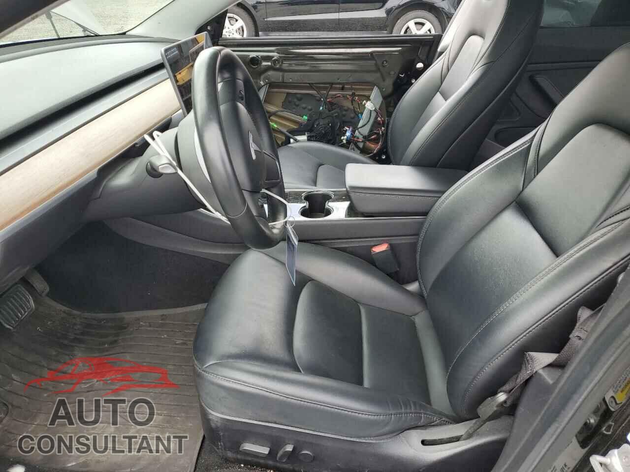 TESLA MODEL 3 2019 - 5YJ3E1EA7KF398902