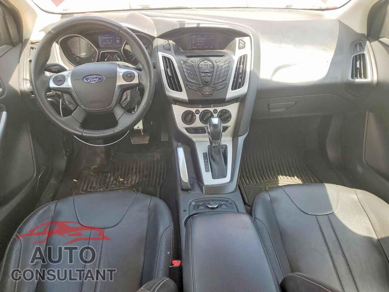 FORD FOCUS 2013 - 1FADP3F24DL106324