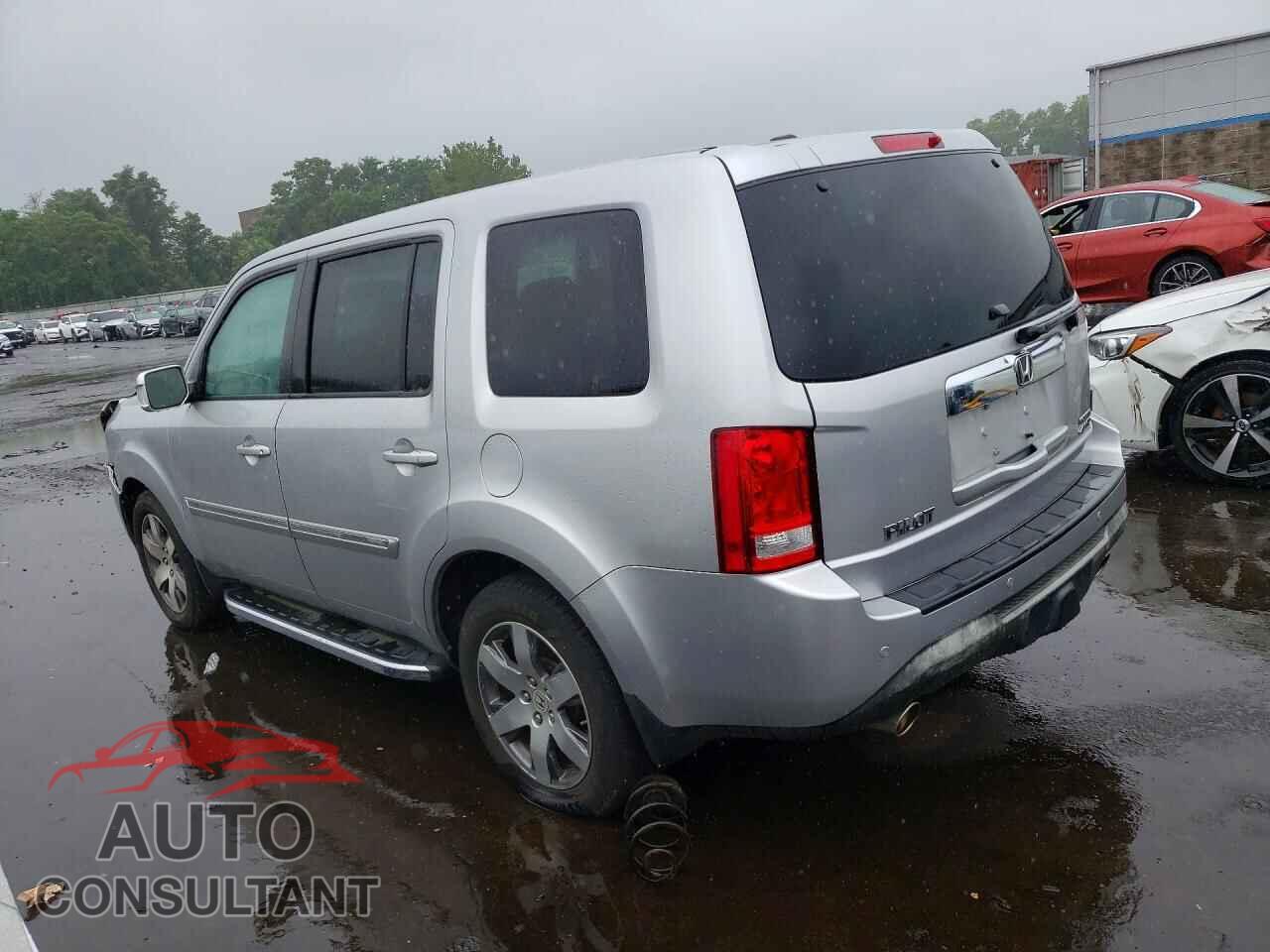 HONDA PILOT 2015 - 5FNYF4H96FB043747