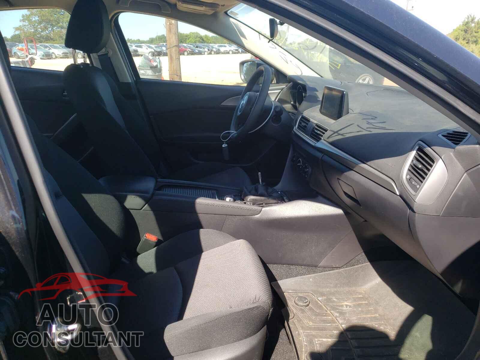 MAZDA 3 2017 - 3MZBN1U77HM121427