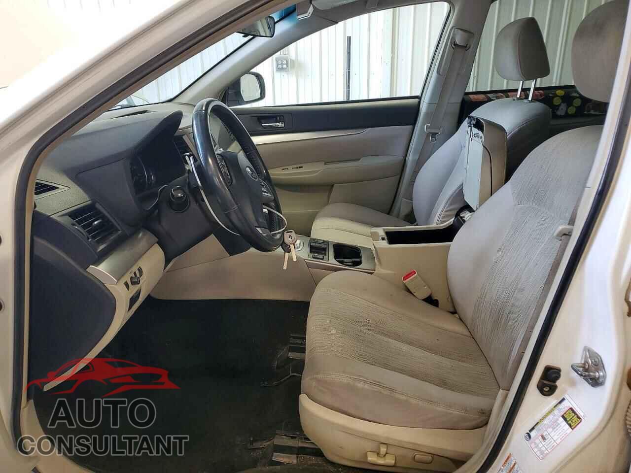 SUBARU OUTBACK 2013 - 4S4BRBCC0D3318054