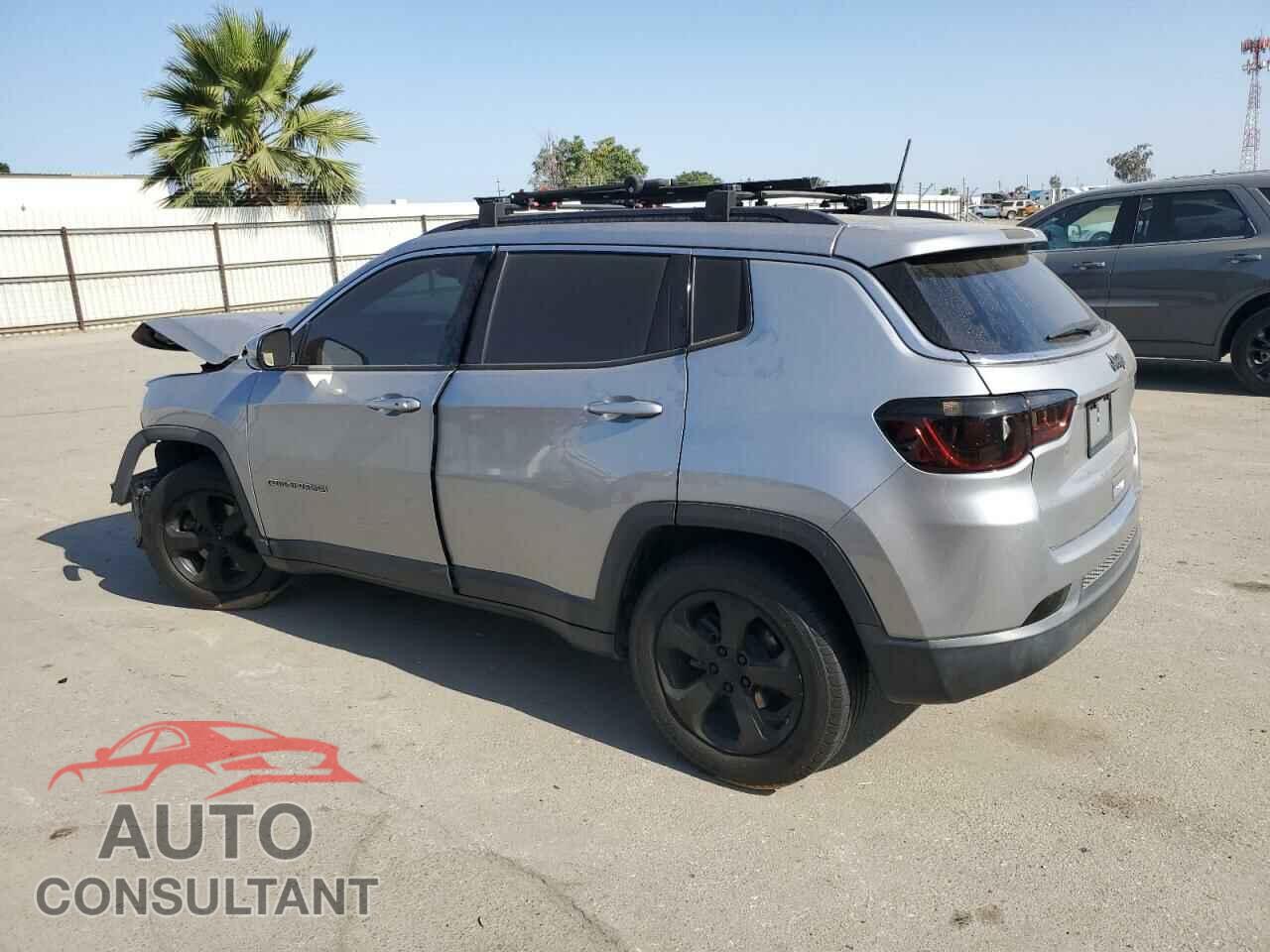 JEEP COMPASS 2018 - 3C4NJCBB5JT137135