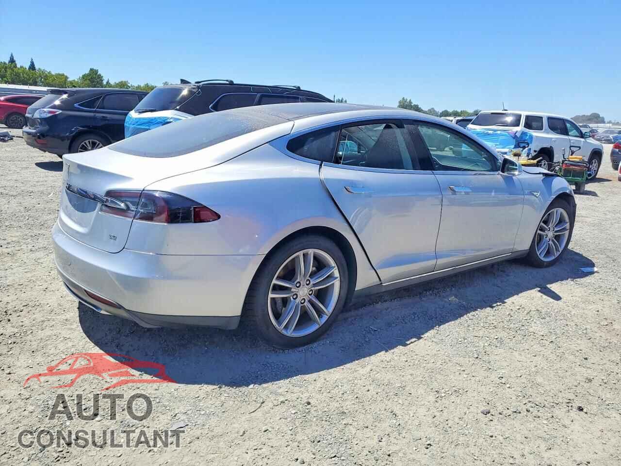 TESLA MODEL S 2013 - 5YJSA1CN5DFP07170