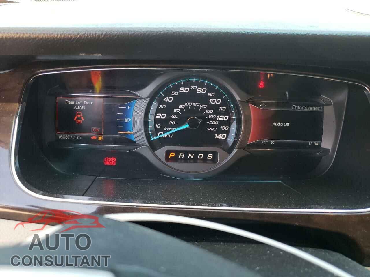 FORD TAURUS 2017 - 1FAHP2F84HG104006