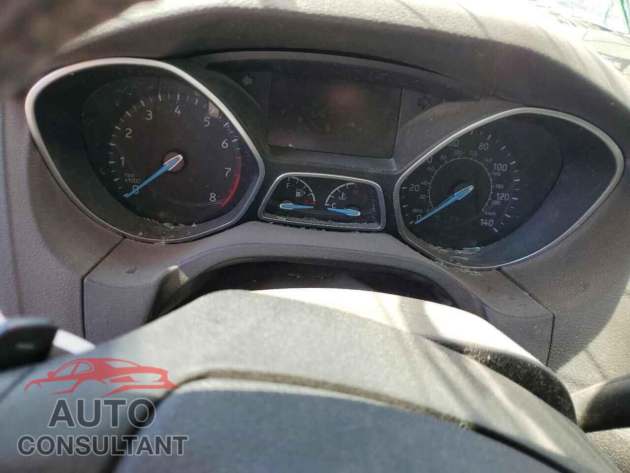 FORD FOCUS 2015 - 1FADP3K29FL210655