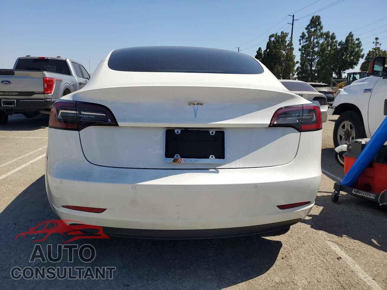 TESLA MODEL 3 2022 - 5YJ3E1EA0NF148311