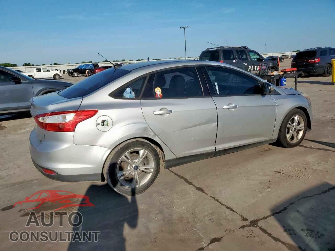 FORD FOCUS 2014 - 1FADP3F2XEL340632