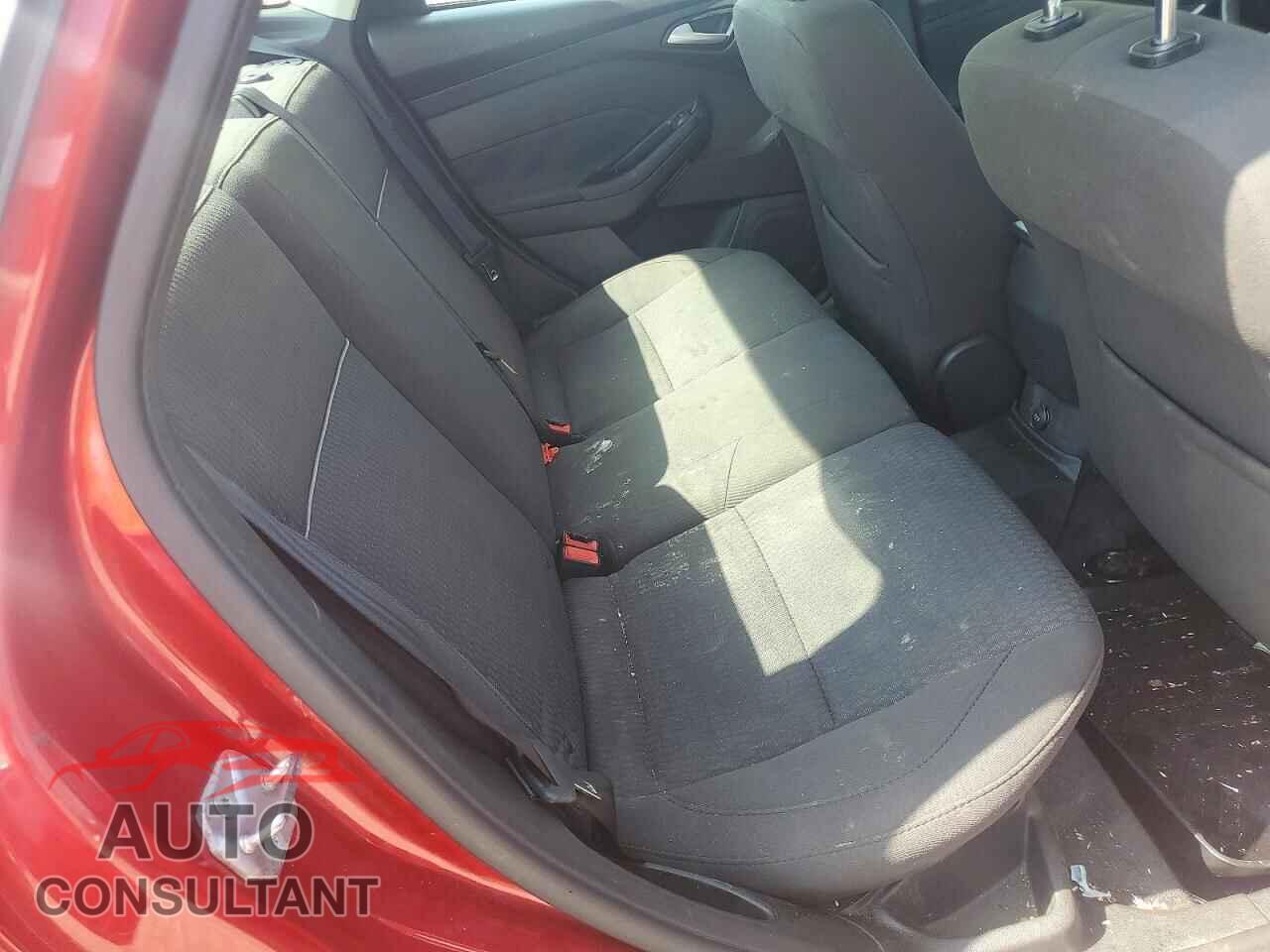 FORD FOCUS 2012 - 1FAHP3H29CL294237